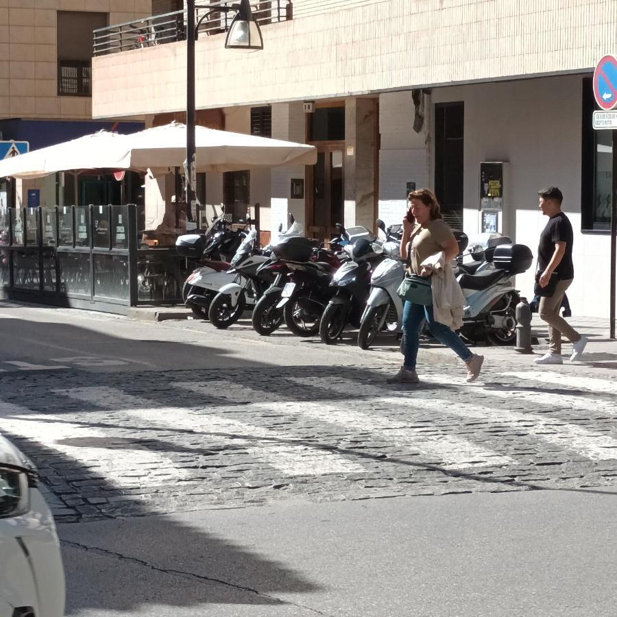 Ferienwohnung Piso En El Centro De Granada Con Garaje Incluido Gratis Exterior foto